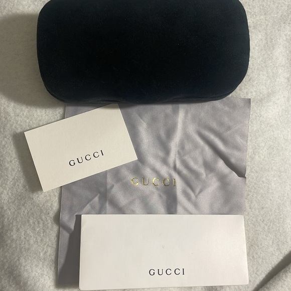Gucci Sunglasses - Picture 8 of 8
